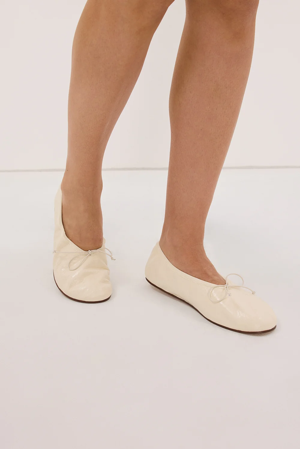 ALIAS MAE KORA BALLET FLAT BONE - Image 4