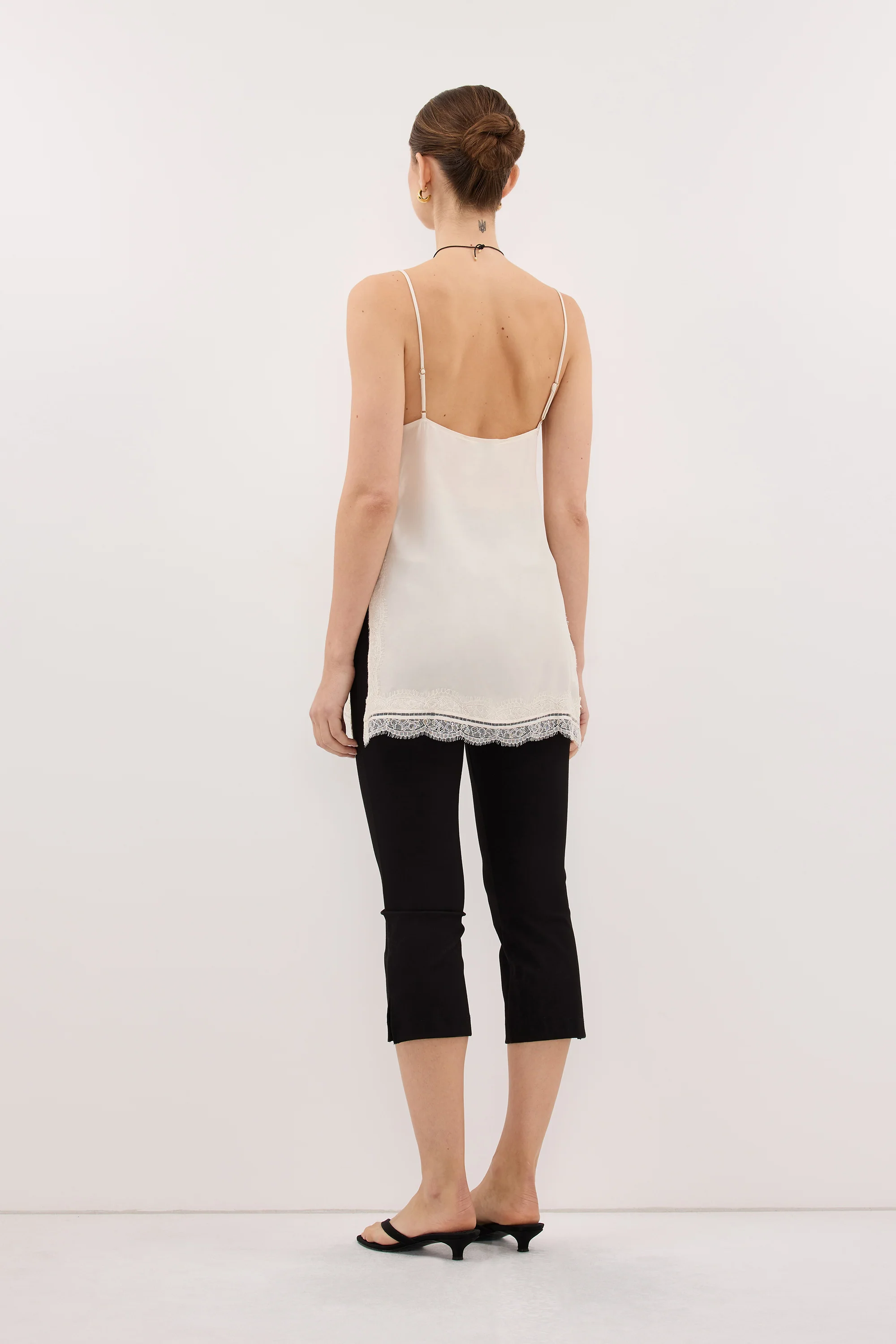 ANDREA SANDSTONE SLEEVELESS LACE CAMI TOP - Image 5