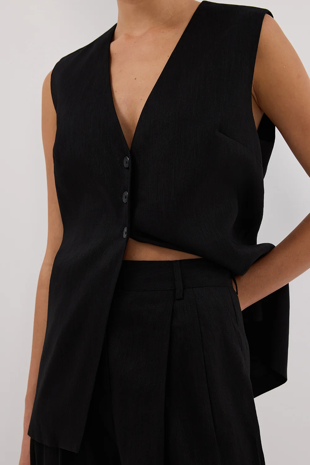 BRAX BLACK TAPERED PANT - Image 5
