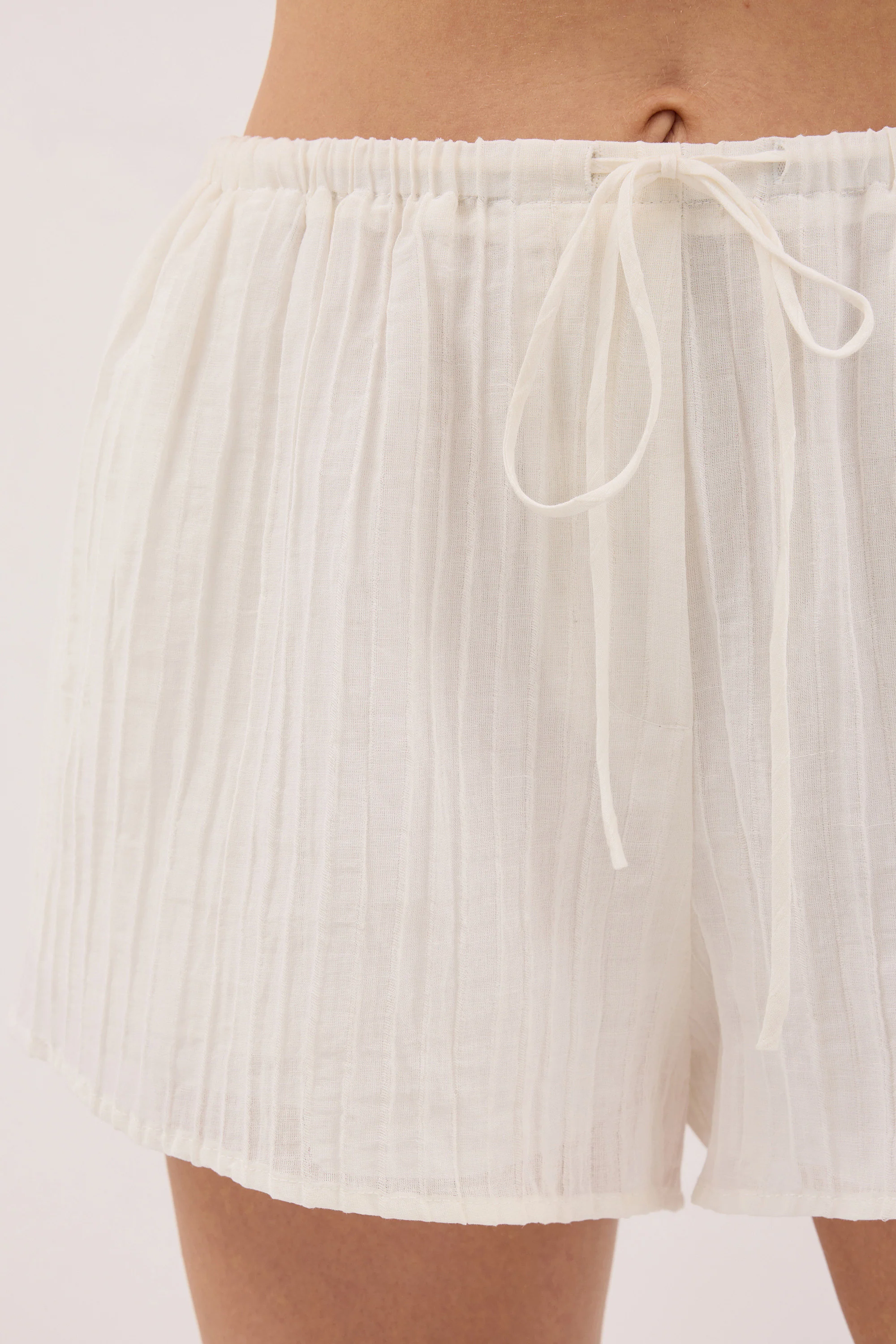 CASEY IVORY CRINKLE RAMIE SHORT - Image 6