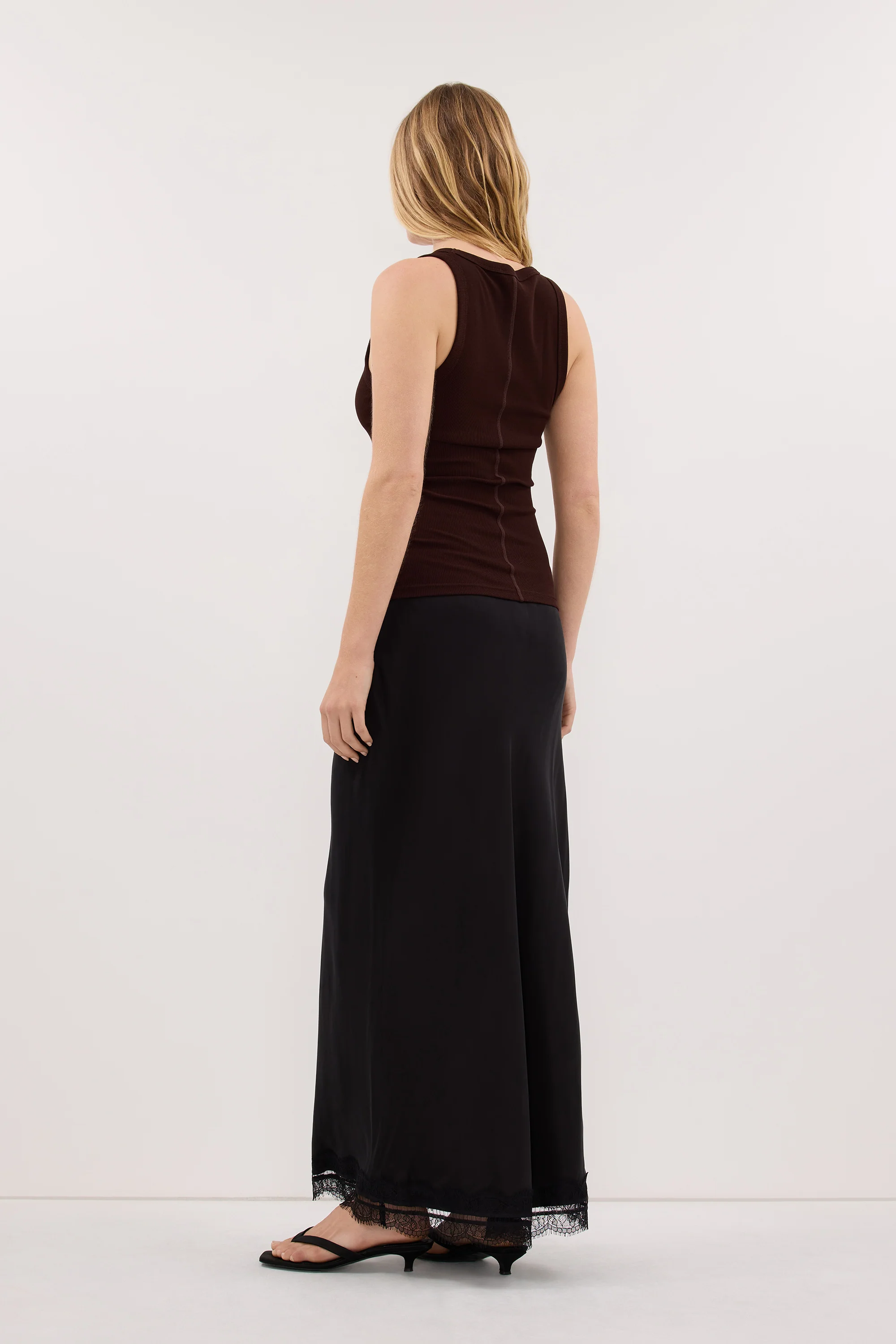CLARA BURNT CHOC SCOOP NECK TANK TOP - Image 4