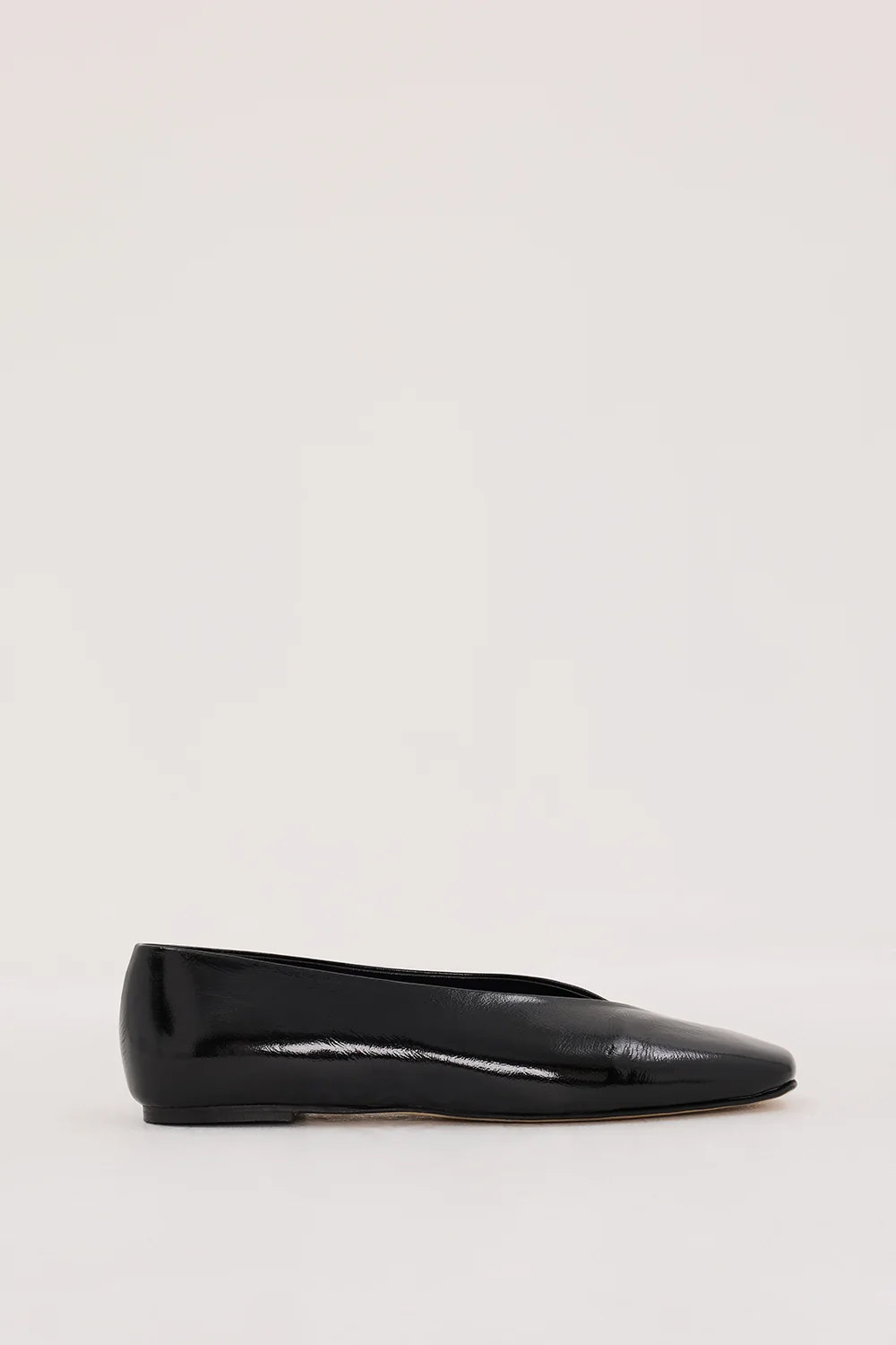 DOF STUDIOS CAMILLE BLACK GLOSSY BALLET FLAT