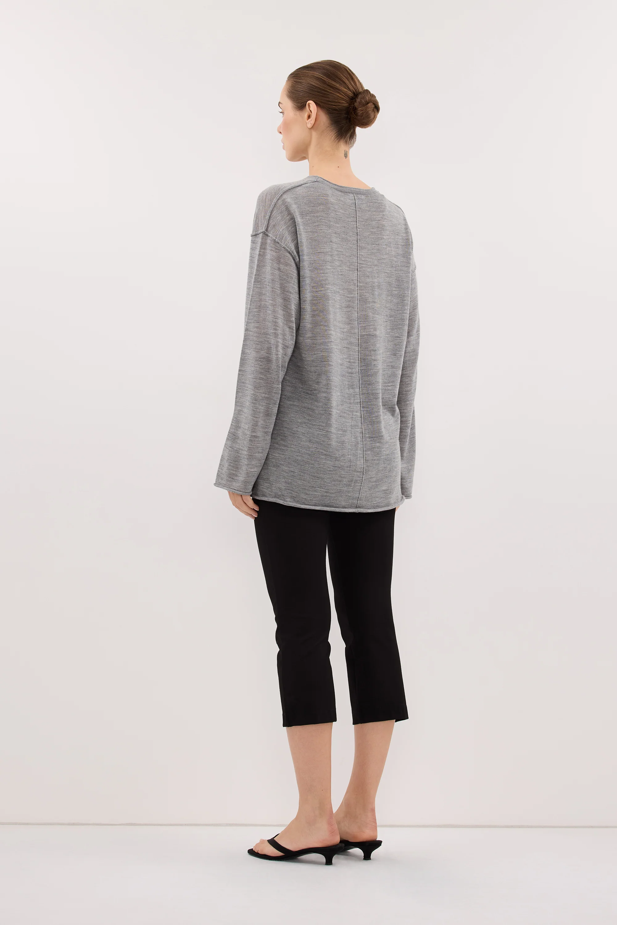 DUKE GREY MARLE MERINO JUMPER - Image 4