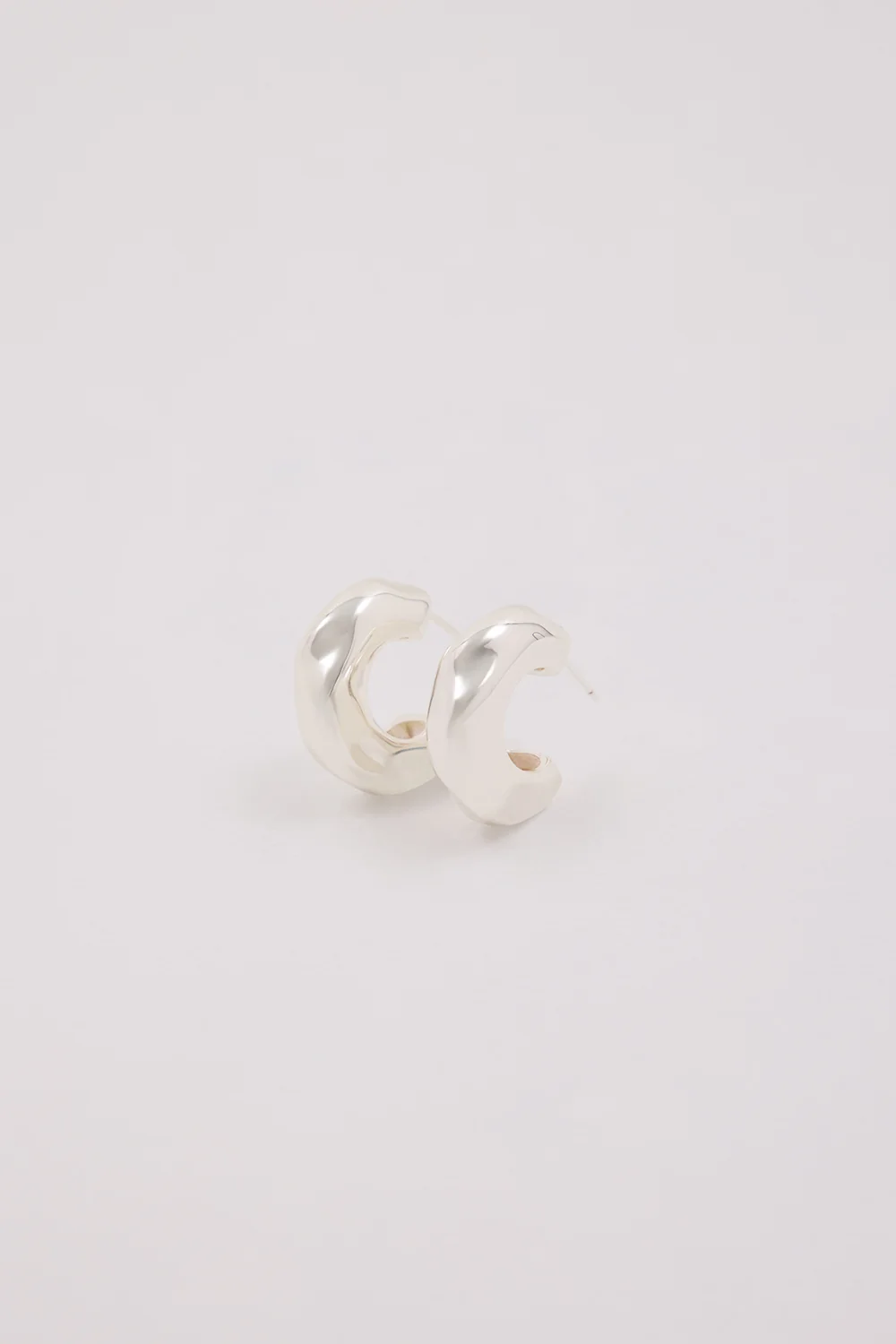 F+H SILVER HAMMERED CHUBBY HOOPS