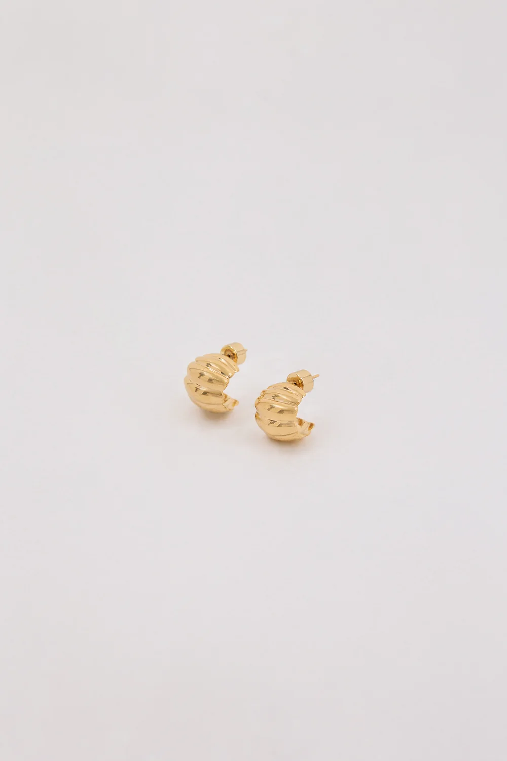 HEAVEN MAYHEM TERRE EARRING GOLD - Image 3