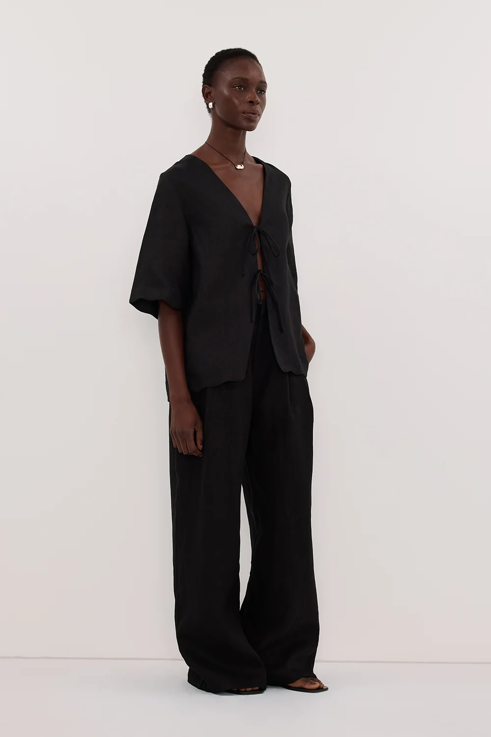 HOLDEN BLACK LINEN PANT - Image 3