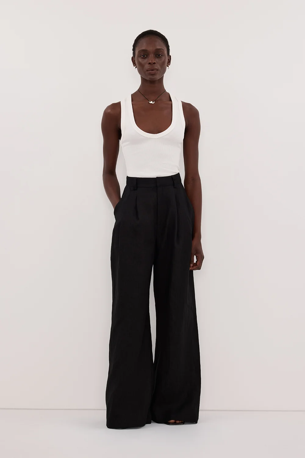 HOLDEN BLACK LINEN PANT - Image 6