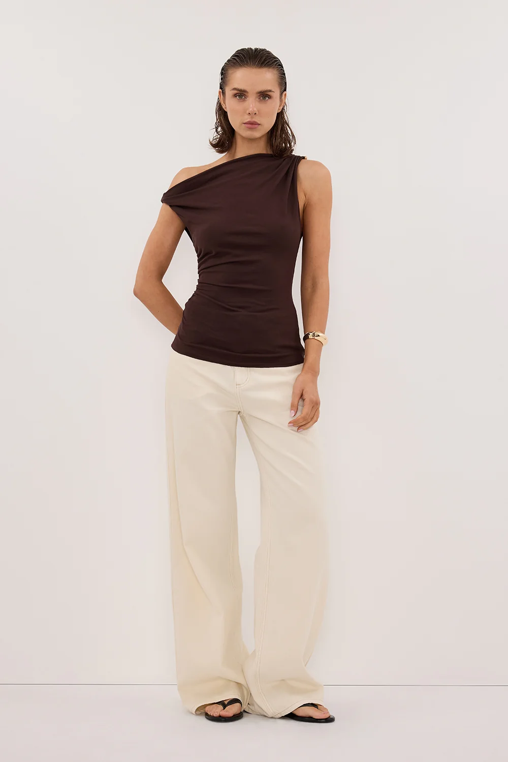 INEZ CHOC ASYM KNIT TOP