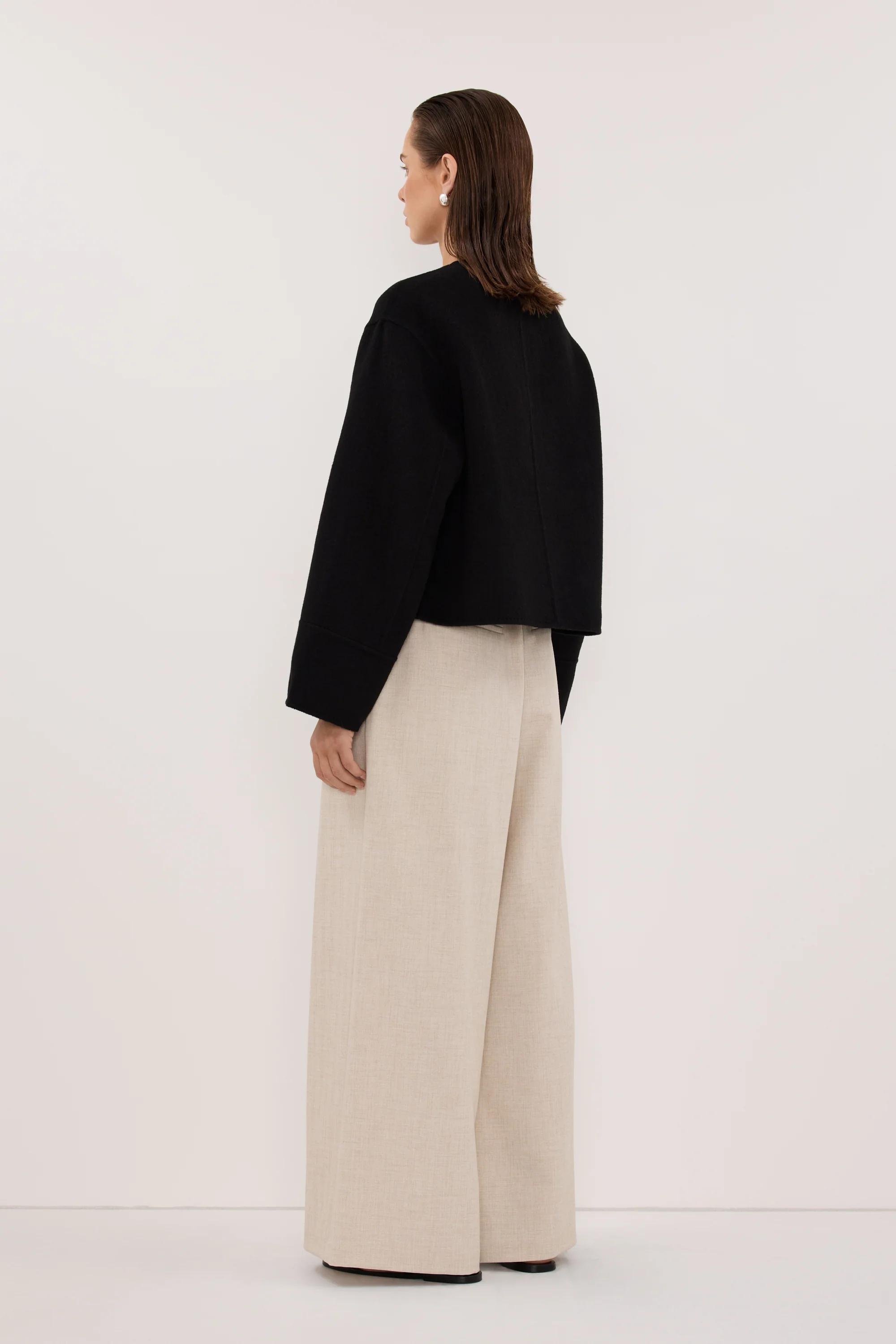 JACLYN BLACK CROPPED WOOL BLEND COAT - Image 5