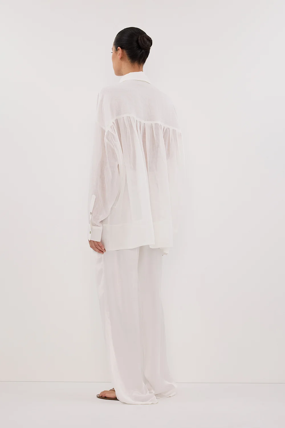 KAI WHITE OVERSIZED RAMIE LONG SLEEVE SHIRT - Image 4