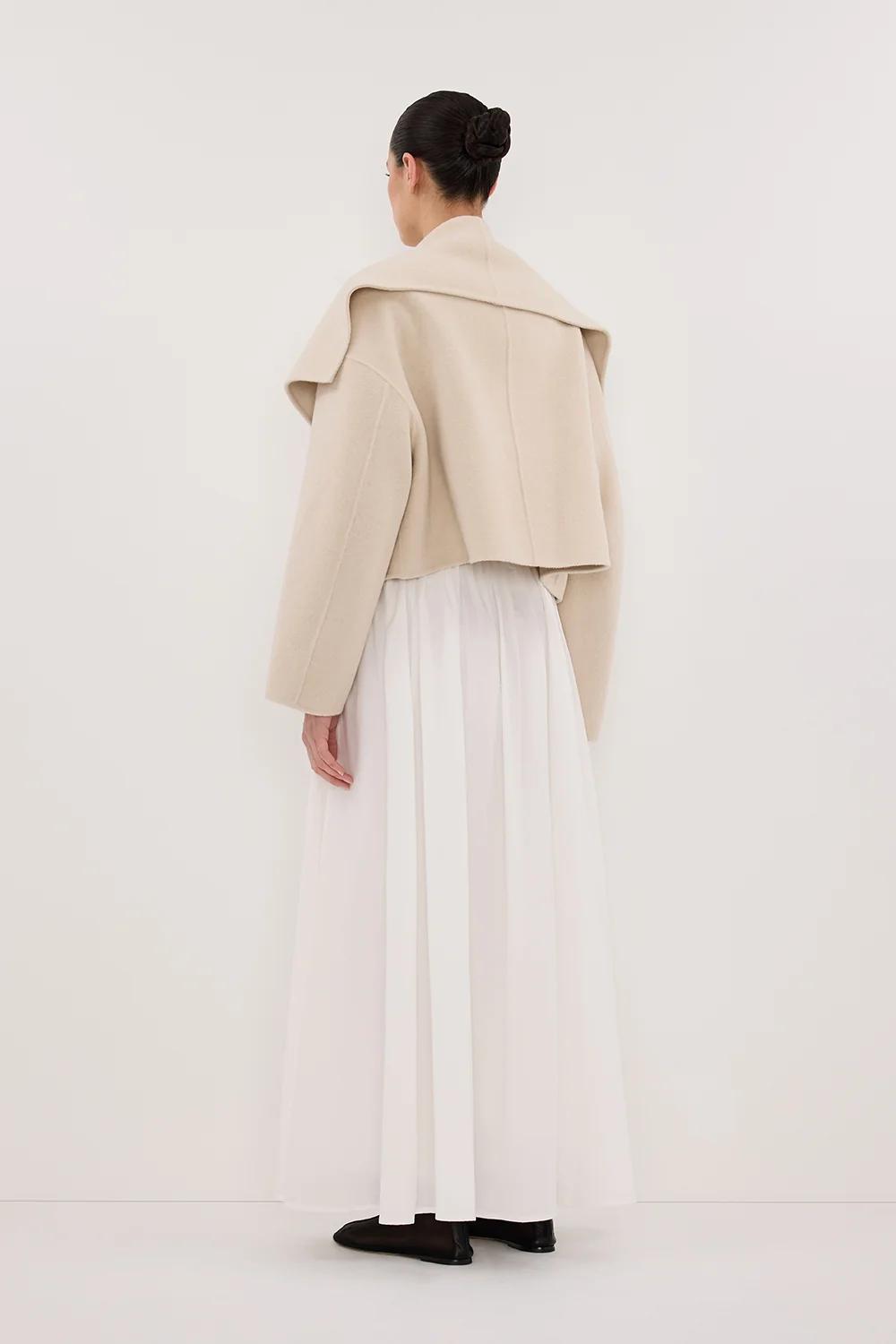 LUCIA BONE CROPPED WOOL BLEND TRENCH COAT - Image 4
