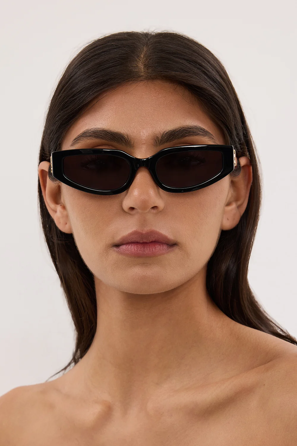 LUV LOU THE HAYLEY BLACK SUNGLASSES - Image 4