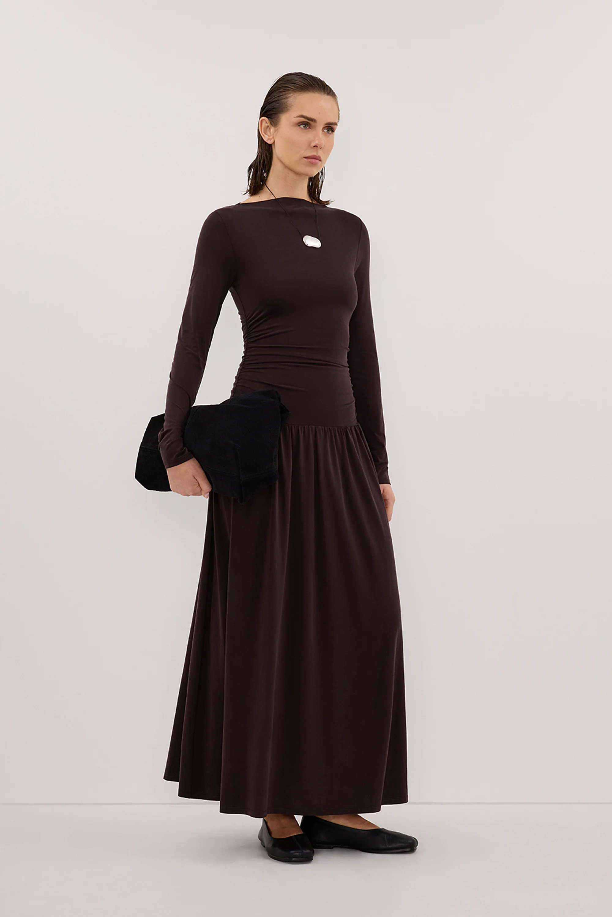 MEG BURNT CHOC LONG SLEEVE KNIT MIDI DRESS - Image 4