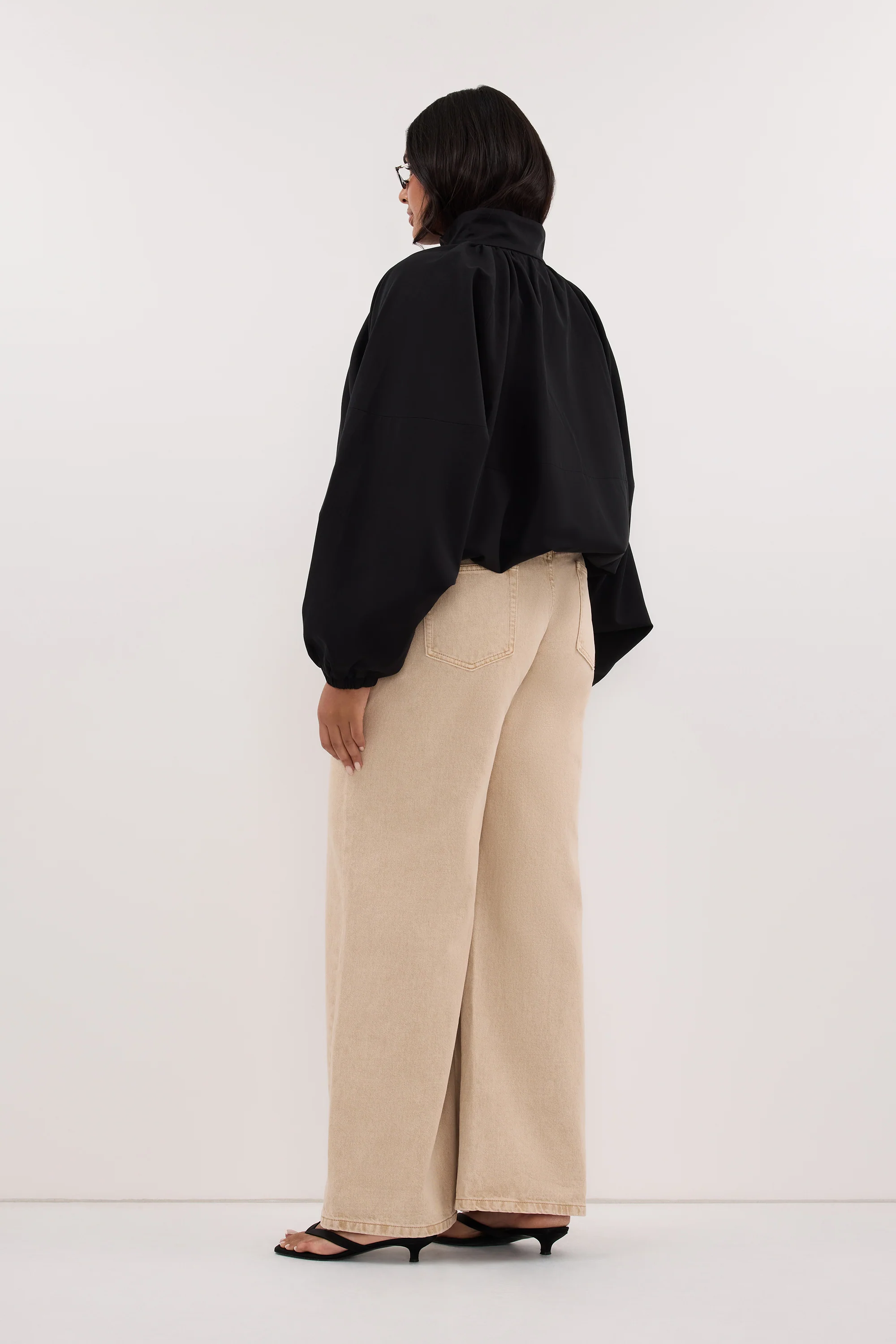 OAKLEE BLACK BATWING LIGHTWEIGHT JACKET - Image 7