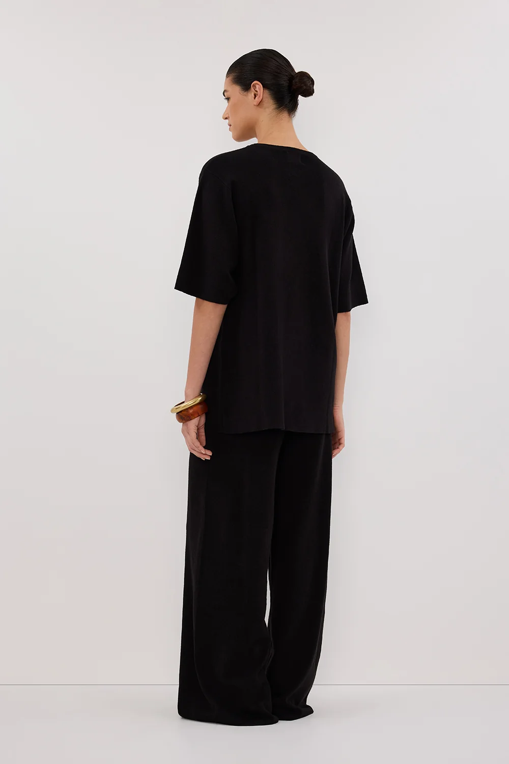 OLIVIA BLACK OVERSIZED KNIT TEE - Image 4