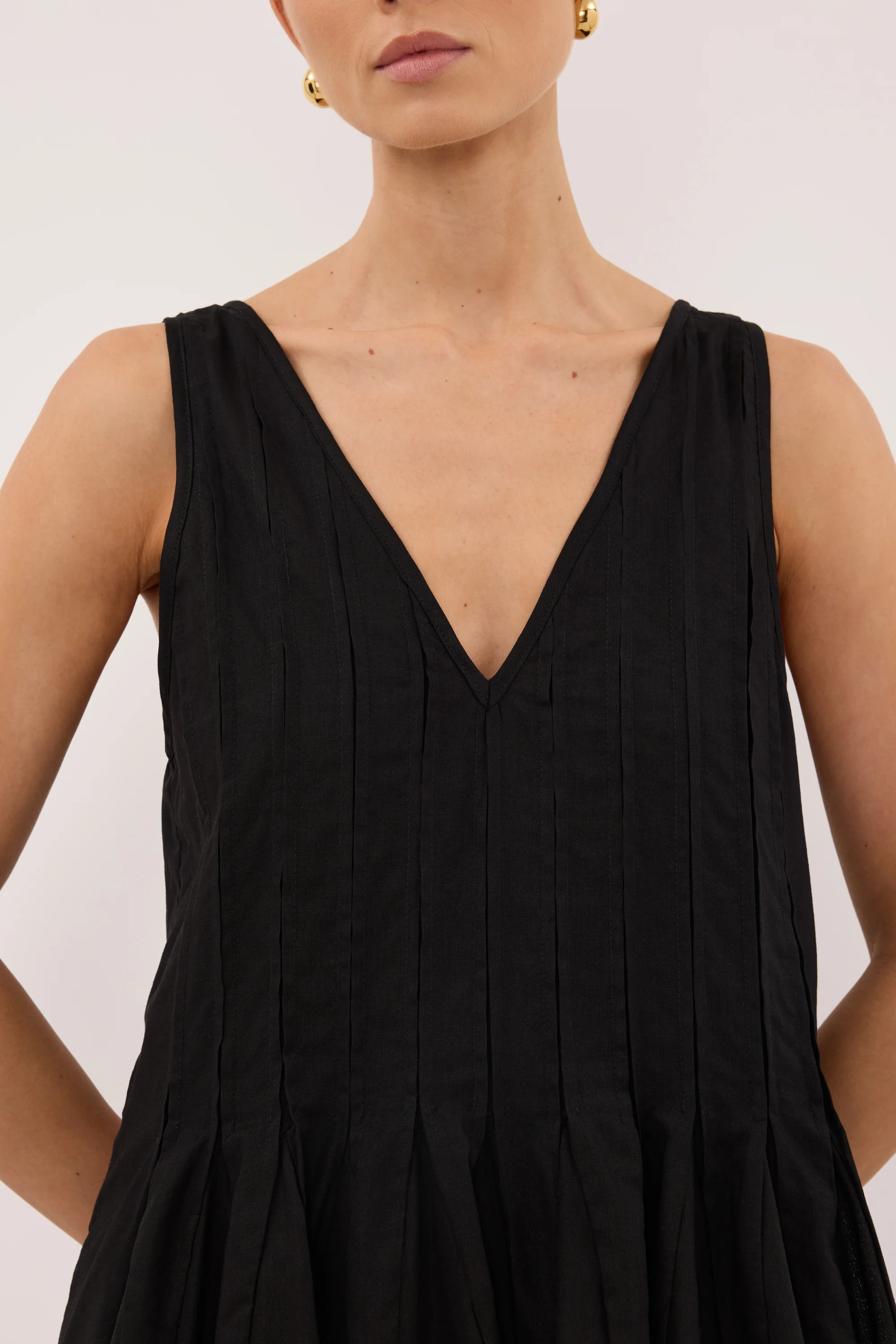 PIXIE BLACK LINEN MINI GODET DRESS - Image 4