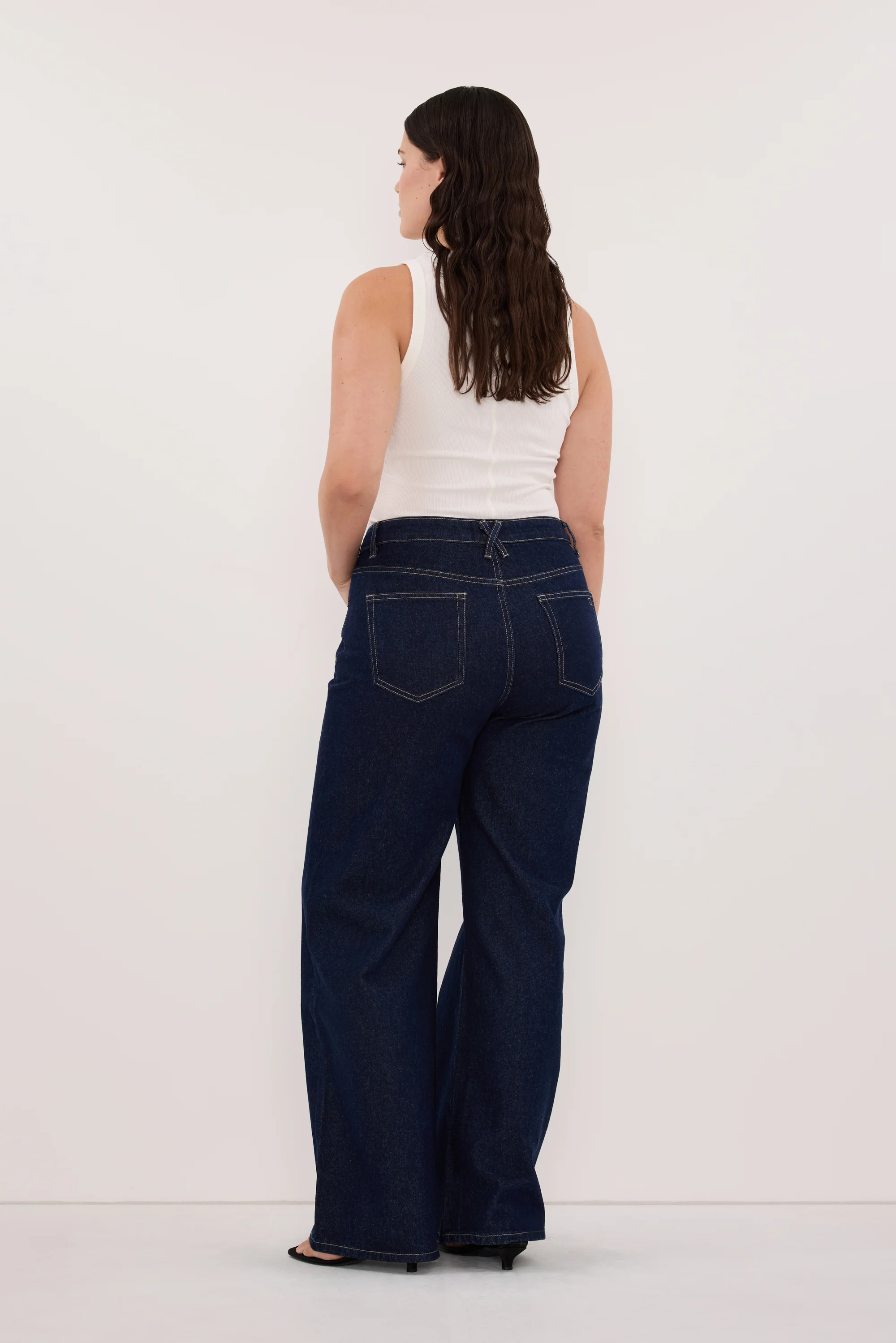 REAGAN 2.0 INDIGO SLOUCHY JEAN - Image 7