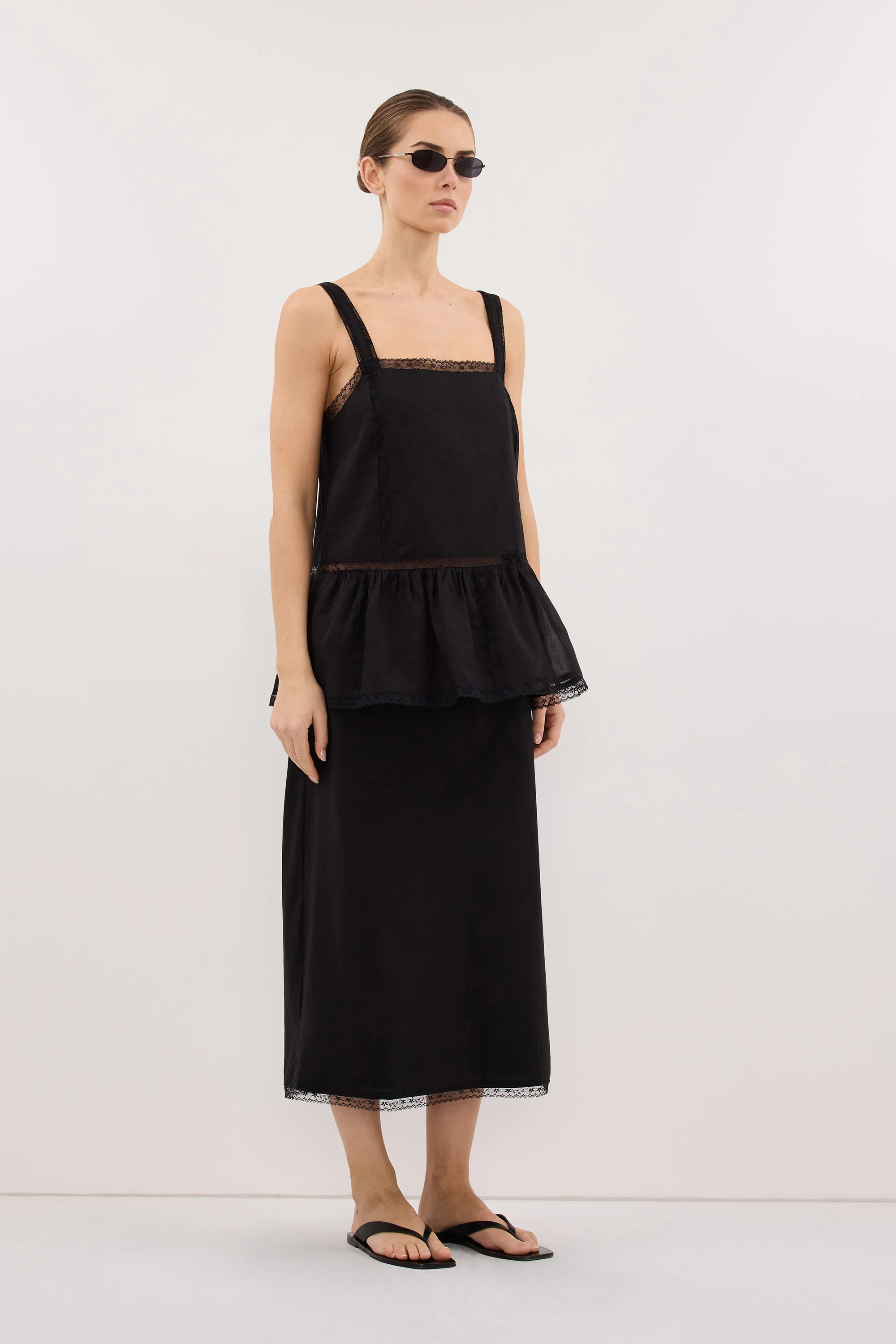 ROSIN BLACK KNEE LENGTH SKIRT - Image 3