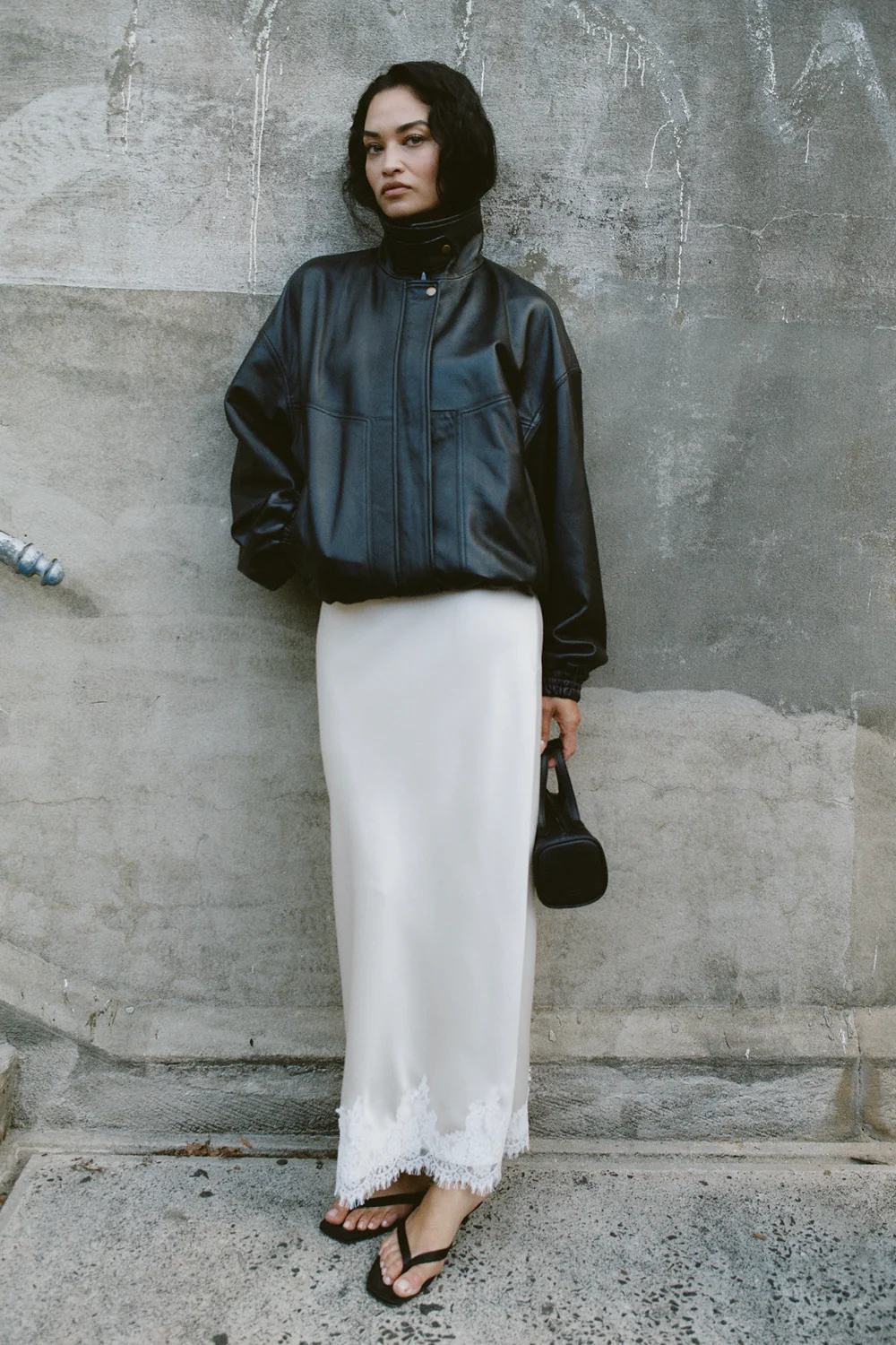 SERIN BLACK LEATHER BOMBER JACKET - Image 2