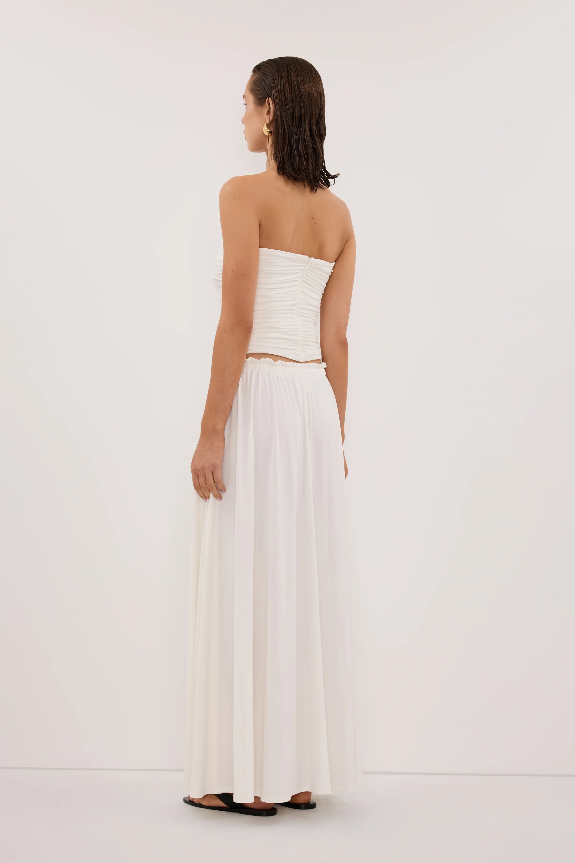 SHARI OFF WHITE STRAPLESS BANDEAU TOP - Image 4