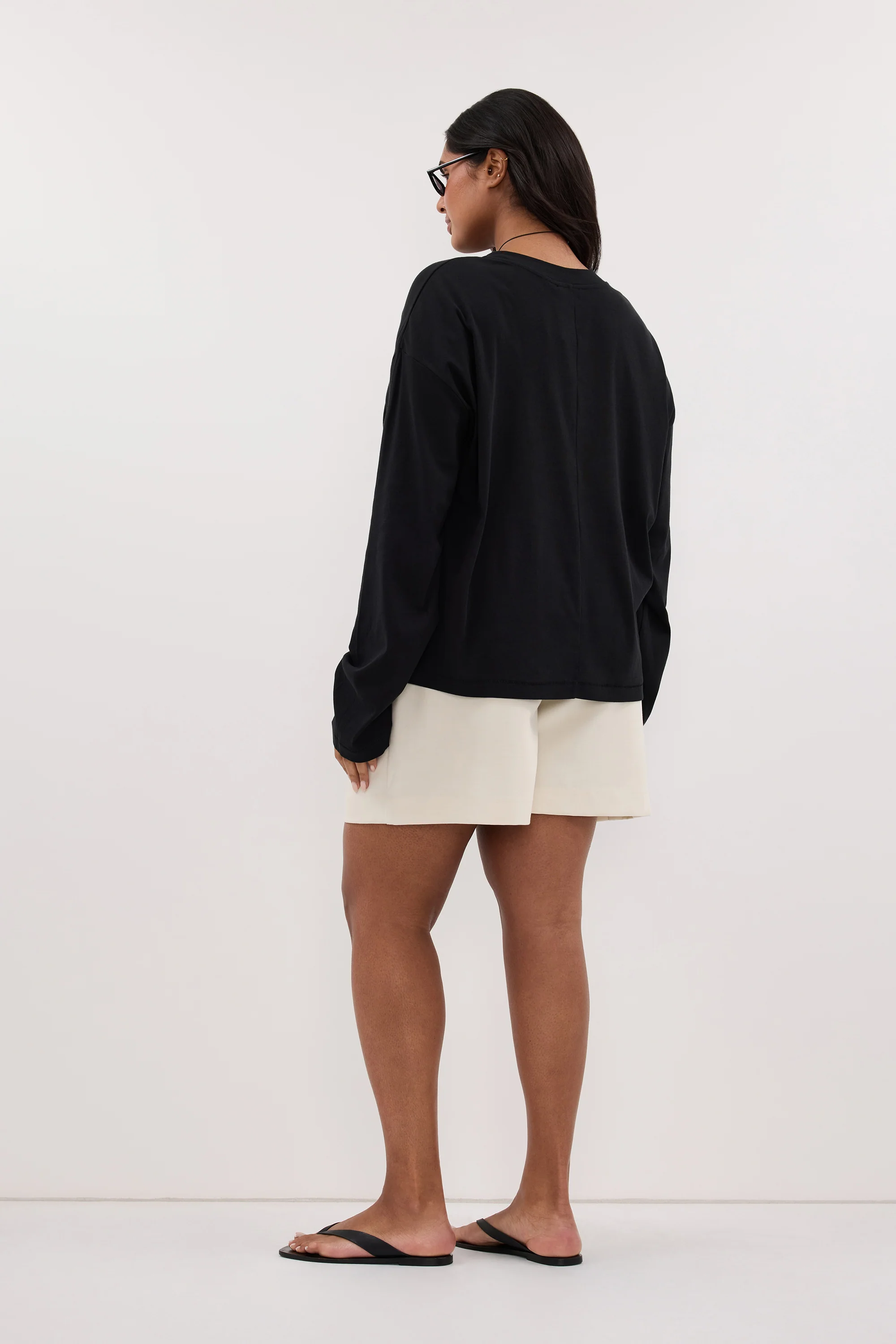 SLOANE BLACK LONG SLEEVE CREW KNIT TOP - Image 8