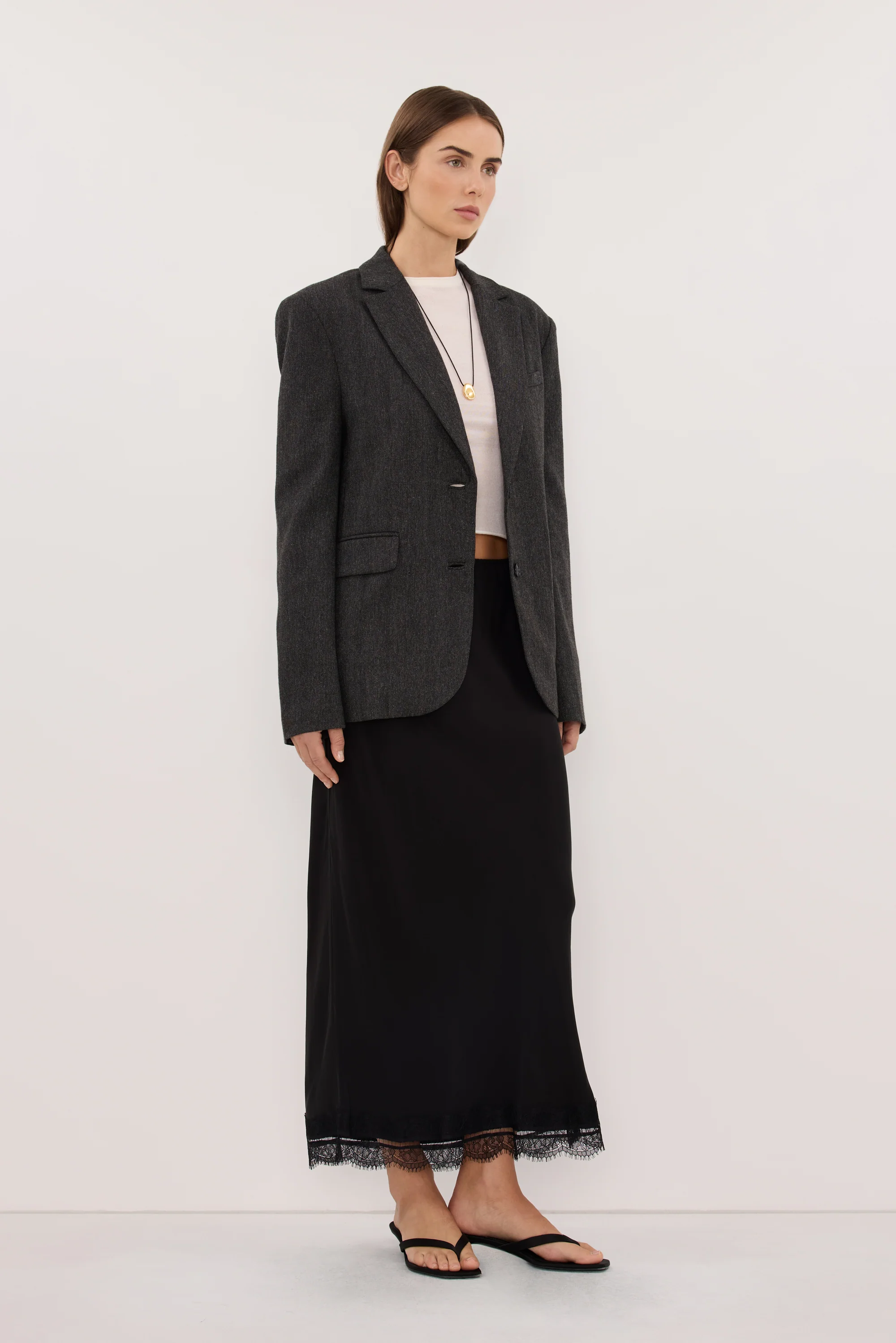 SOFIA DARK GREY OVERSIZED TEXTURED BLAZER - Image 9