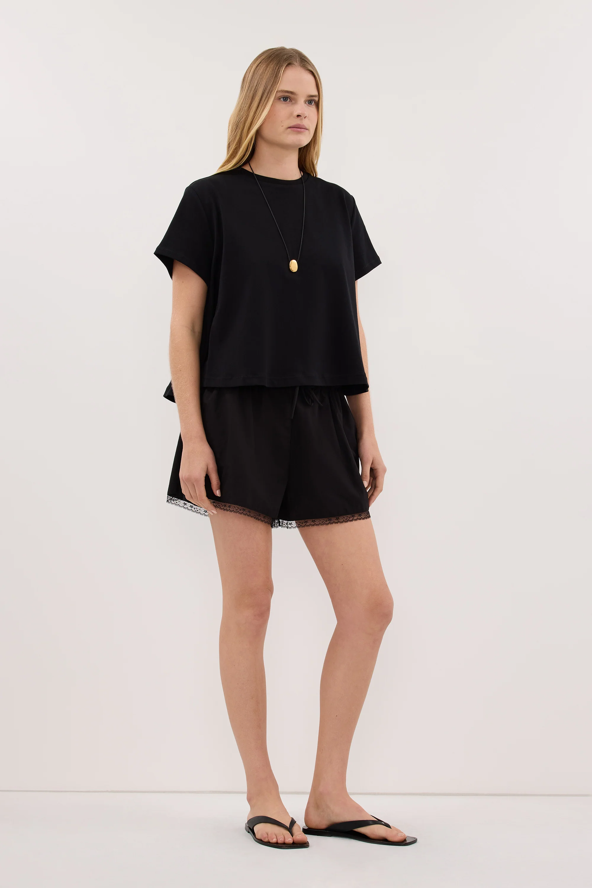 TATUM BLACK SHORT SLEEVE COTTON TEE - Image 3
