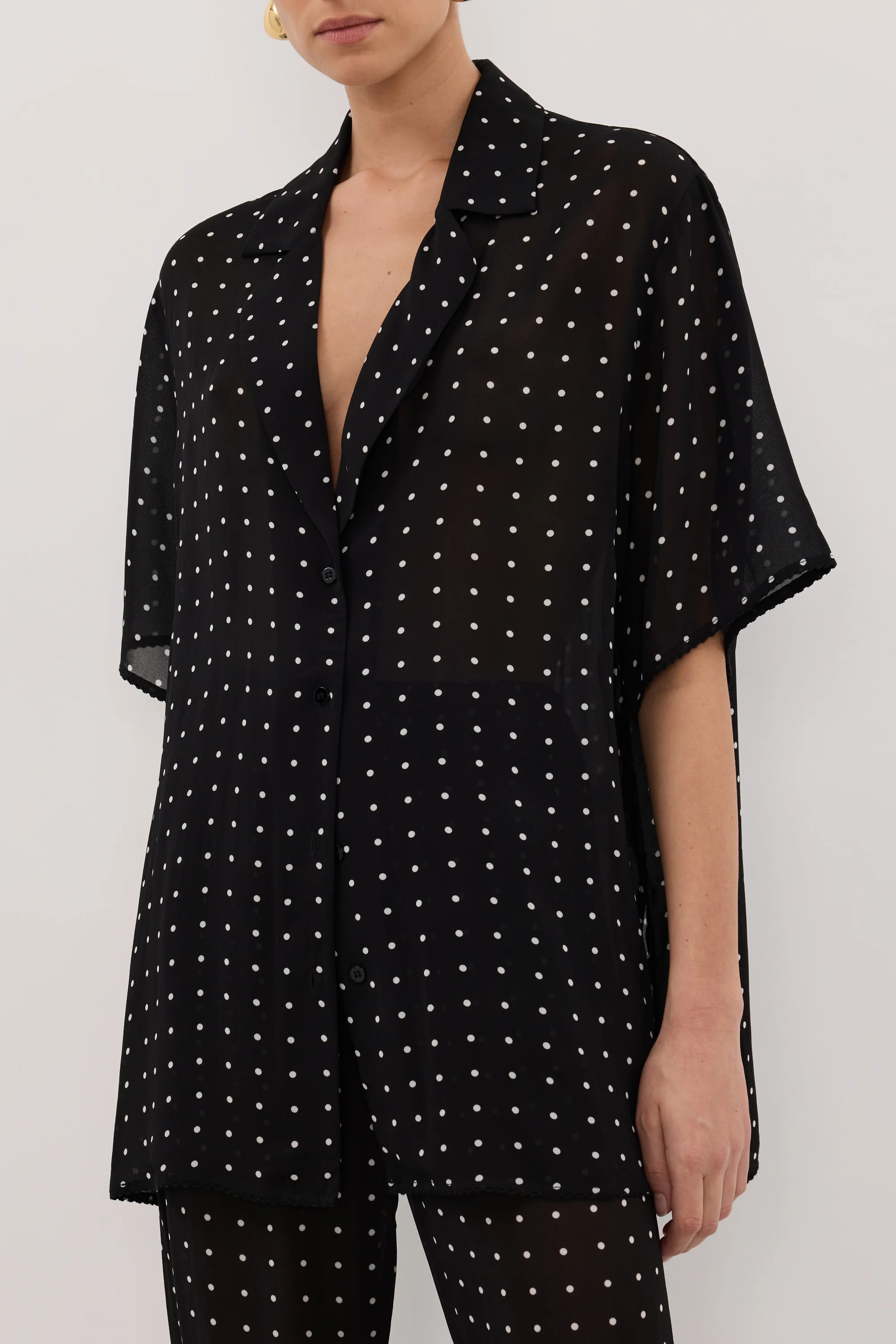 VANESSA BLACK OVERSIZED SHORT SLEEVE RESORT SHIRT - Image 5