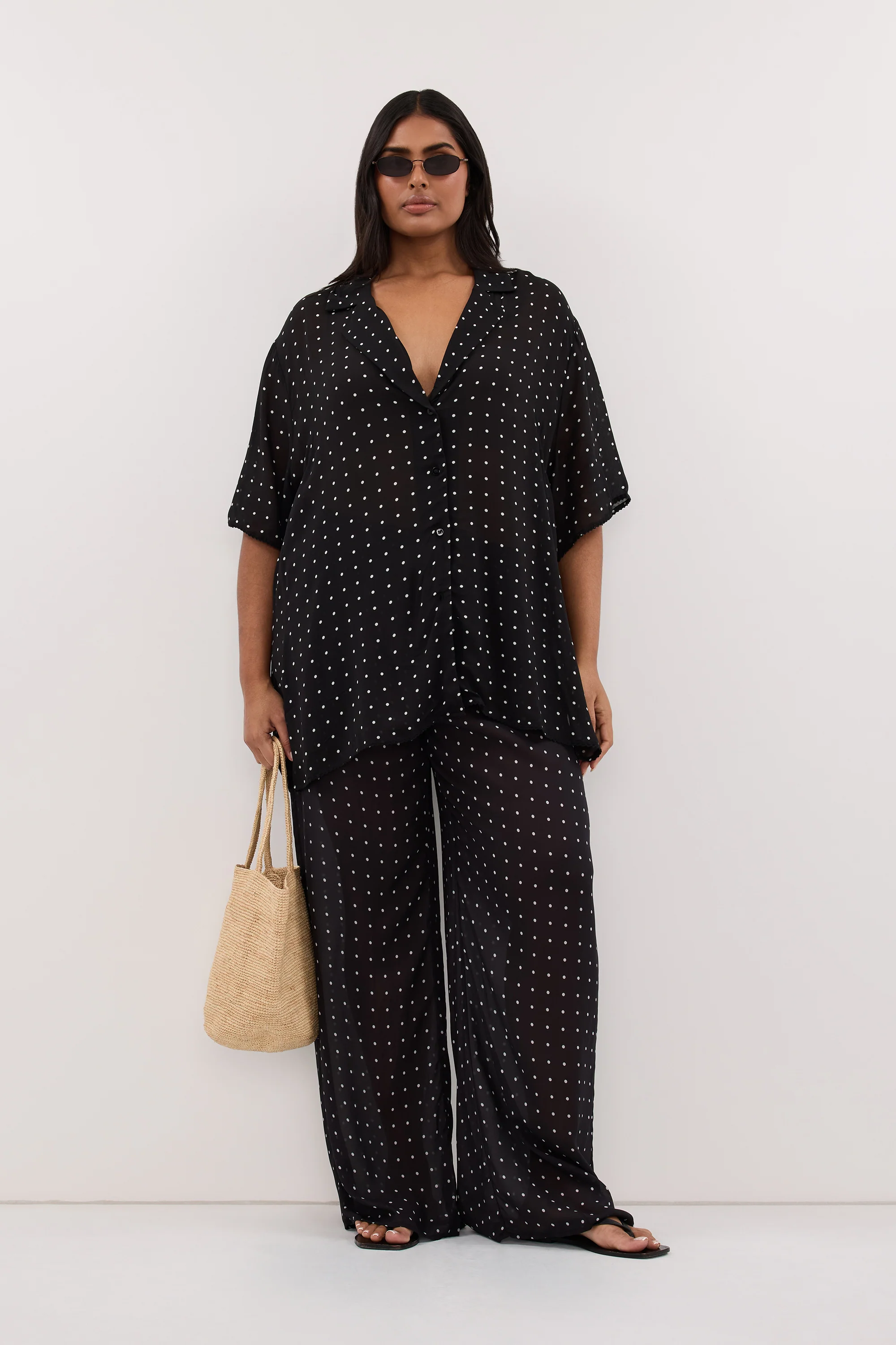 VANESSA BLACK OVERSIZED SHORT SLEEVE RESORT SHIRT - Image 6