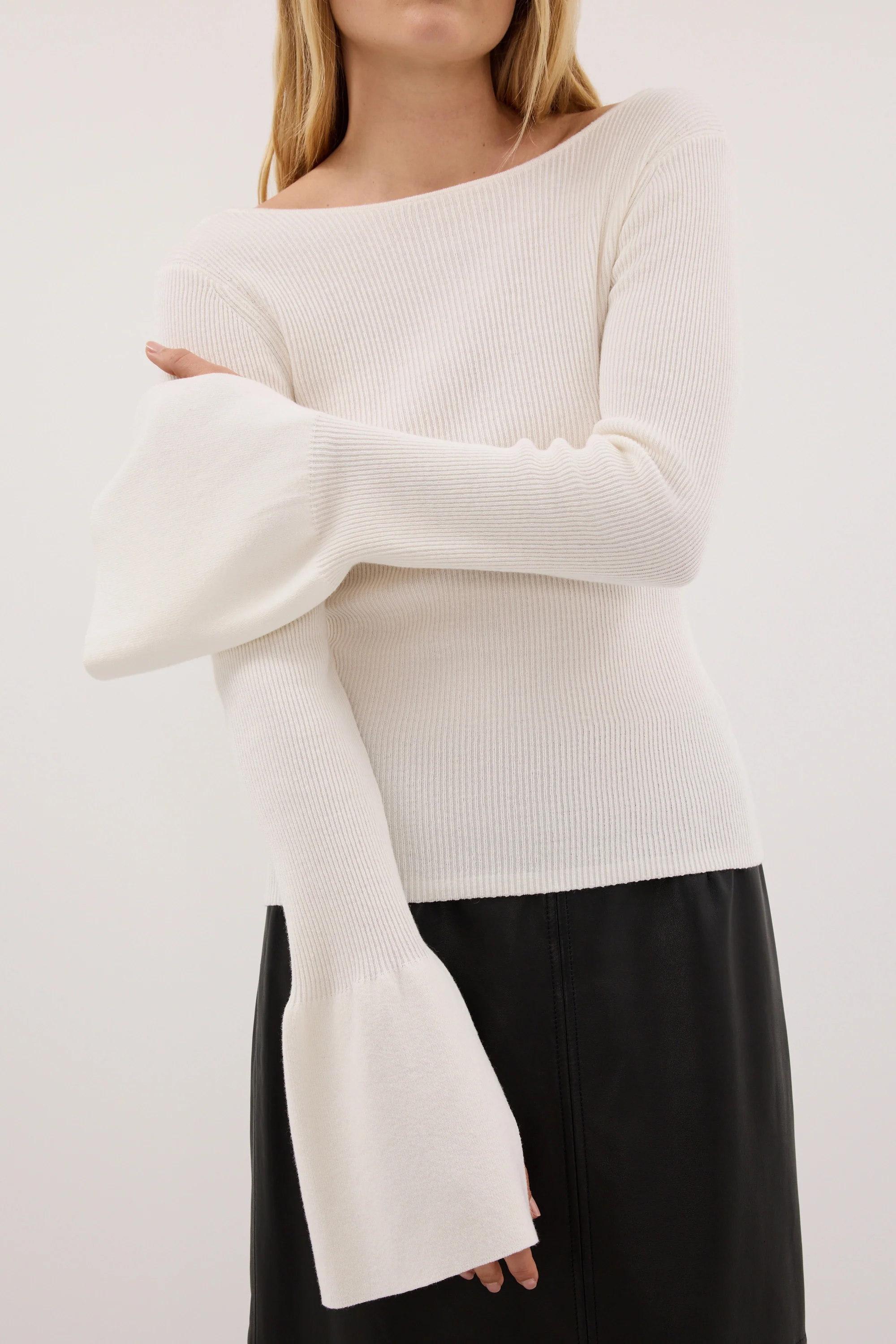 VARA OFF WHITE LONG SLEEVE KNIT TOP - Image 4
