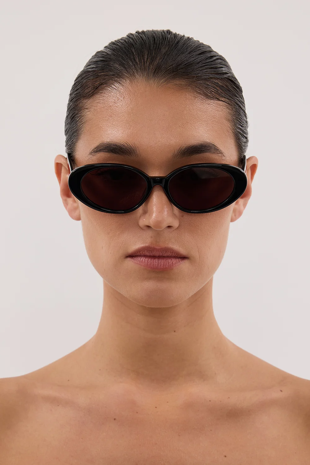 VELVET CANYON BLACK POET SUNGLASSES - Image 2