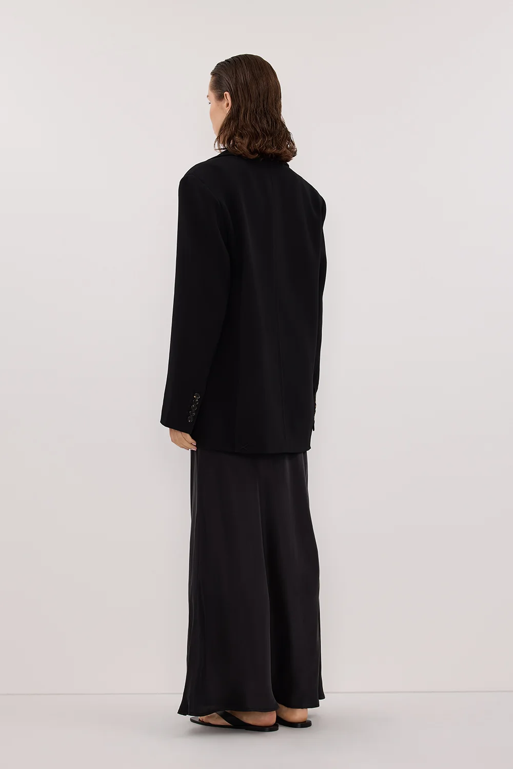 WESTWOOD BLACK OVERSIZED BOYFRIEND BLAZER - Image 4